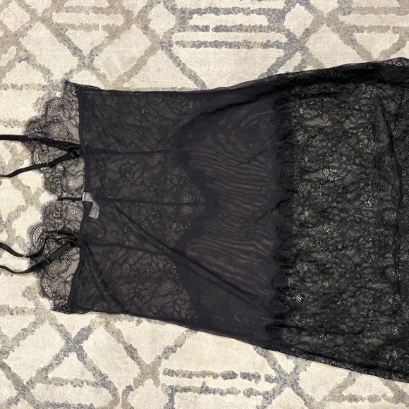 b.temptd black lace nightgown - Picture 6 of 6